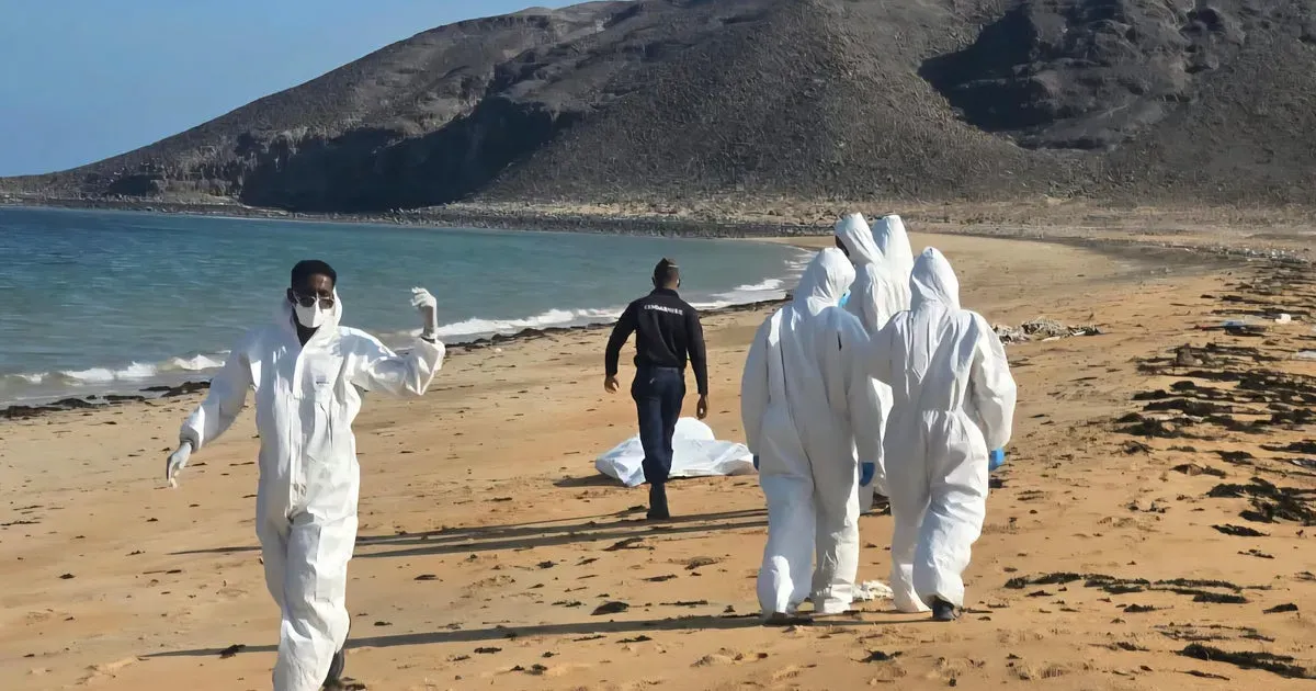 139 people dead, including 15 children, after migrant boat capsizes