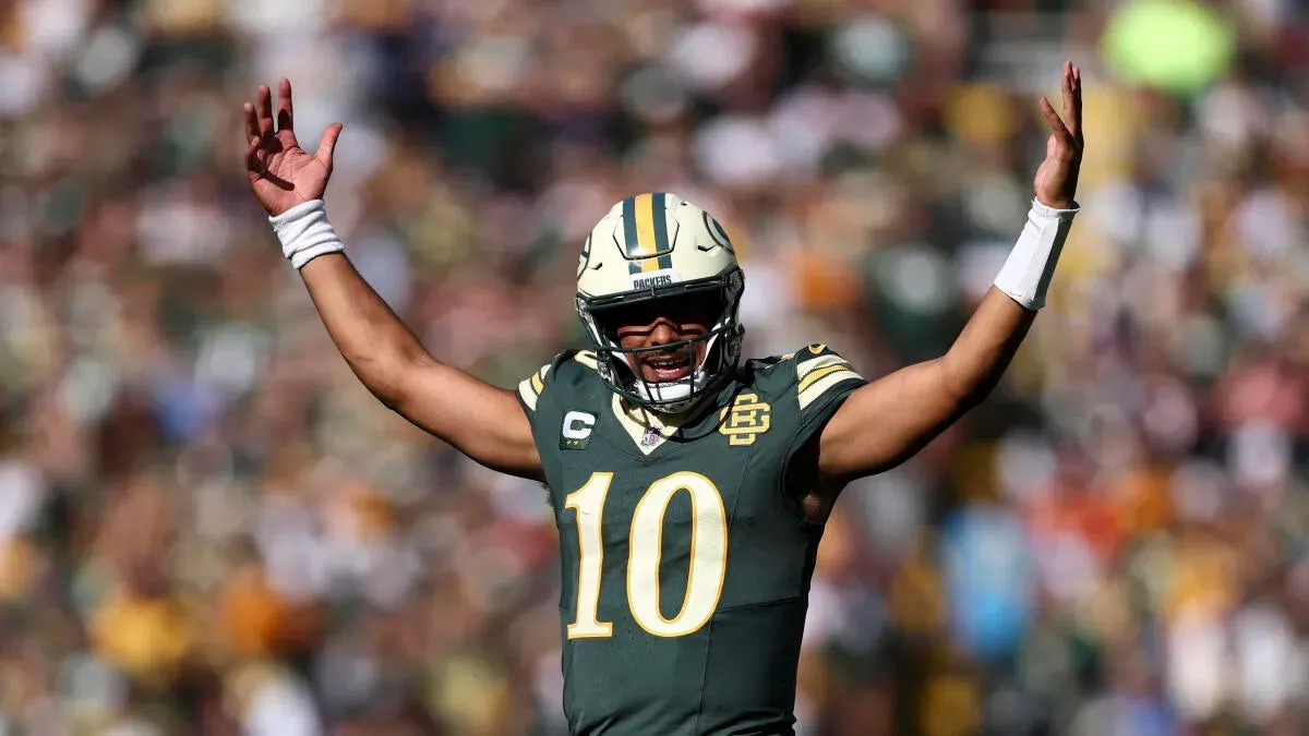 Are the Pack back? Green Bay, Jordan Love erupt in dominant win vs. Bears behind retooled offensive line