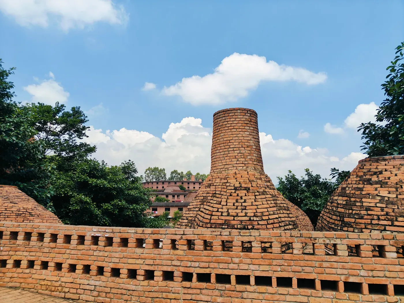 Cleaner brick kilns cut pollution, but gains did not reach workers, research finds