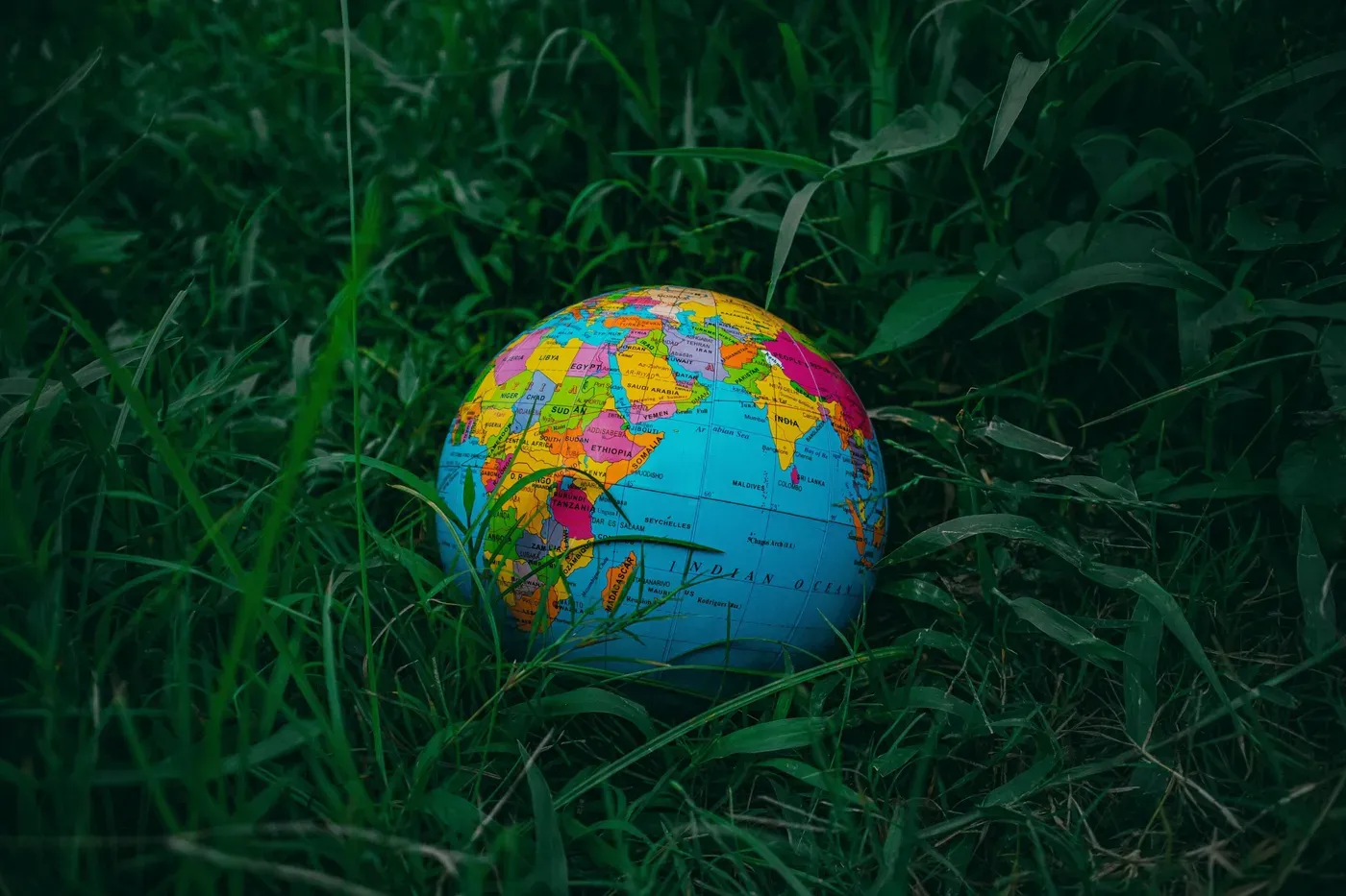 Countries most vulnerable to fossil fuel phaseout generate just 6% of global output, climate analysis finds