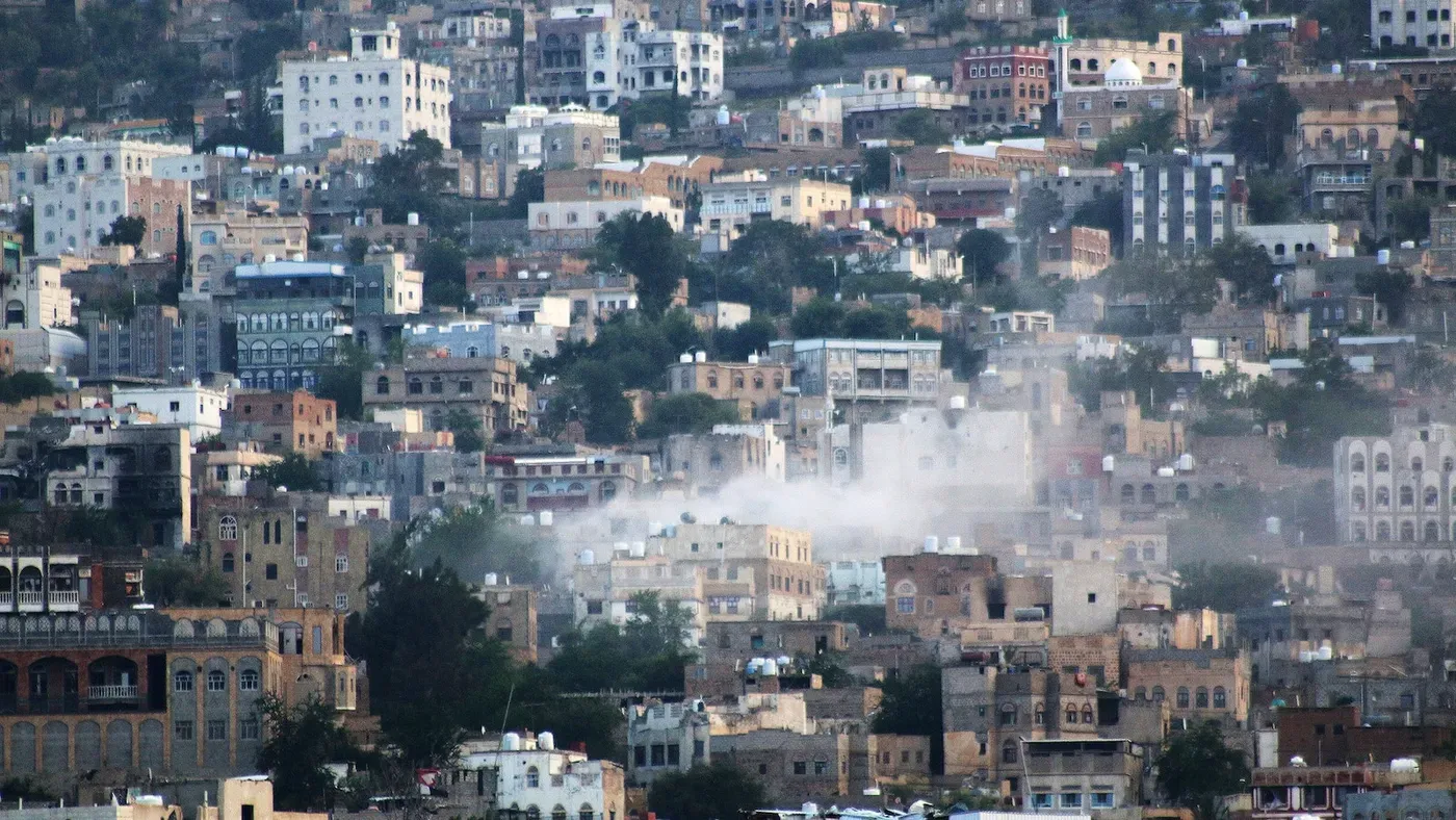 Drinking water supplies dwindle in Yemeni city besieged by Houthi rebels