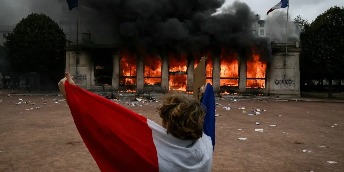 ‘France, truly, is on the brink’ and just days away from a make-or-break moment in its debt crisis, analyst warns, as protests turn into riots