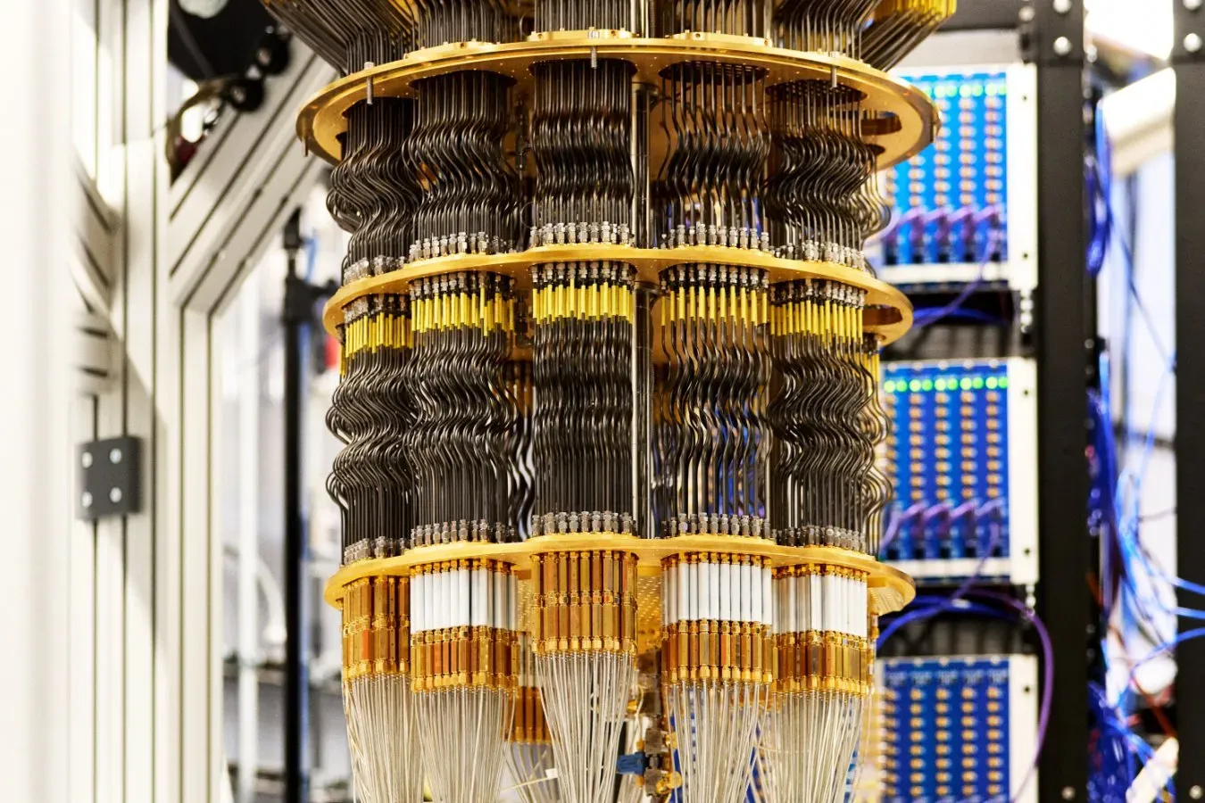 Google showcases way to fix quantum computer errors more efficiently