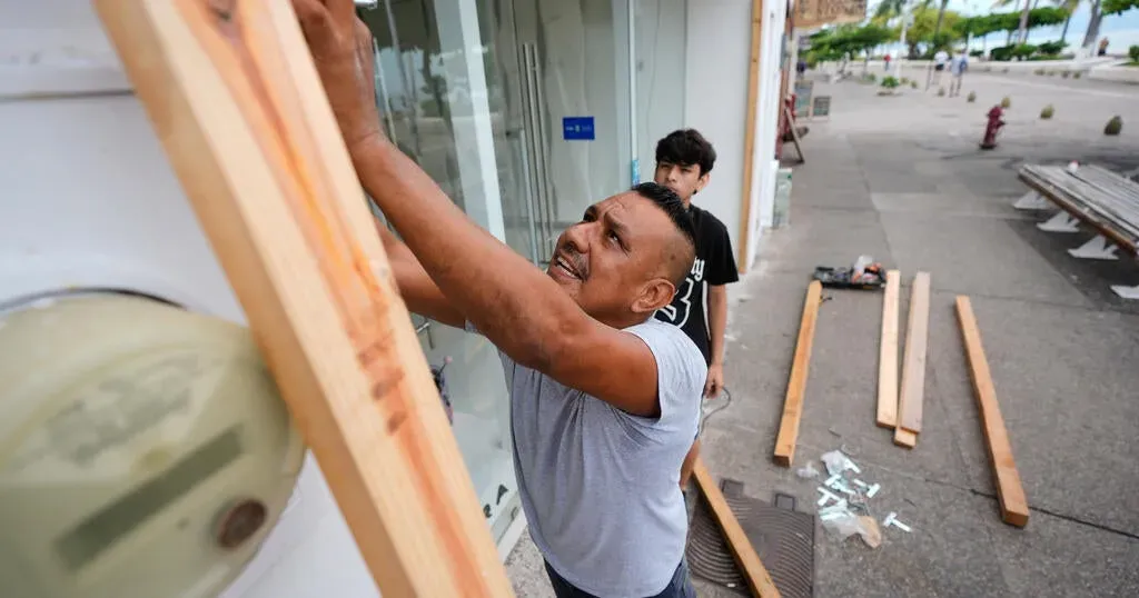 Hurricane Simon strengthens into Category 4 storm as it takes aim at Mexico