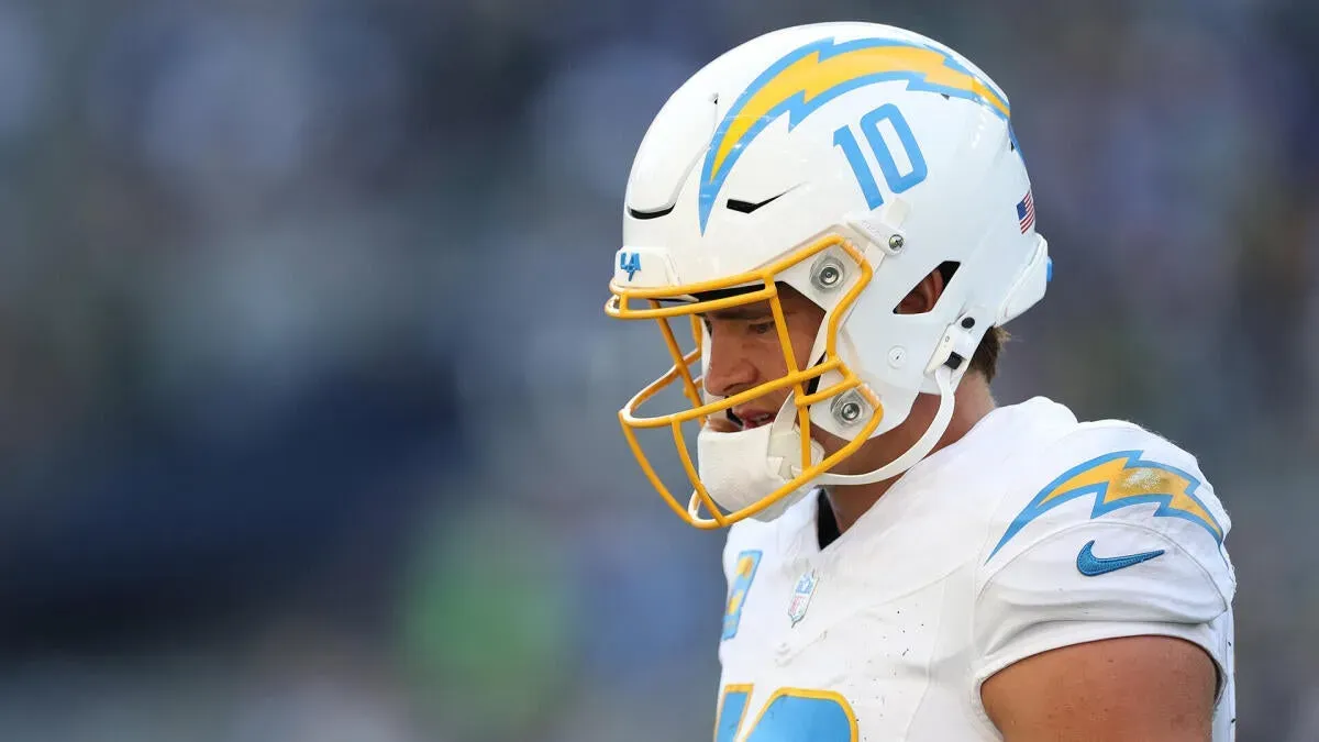 Is Justin Herbert "elite"? He is NOT even one of the 10 best quarterbacks in the NFL