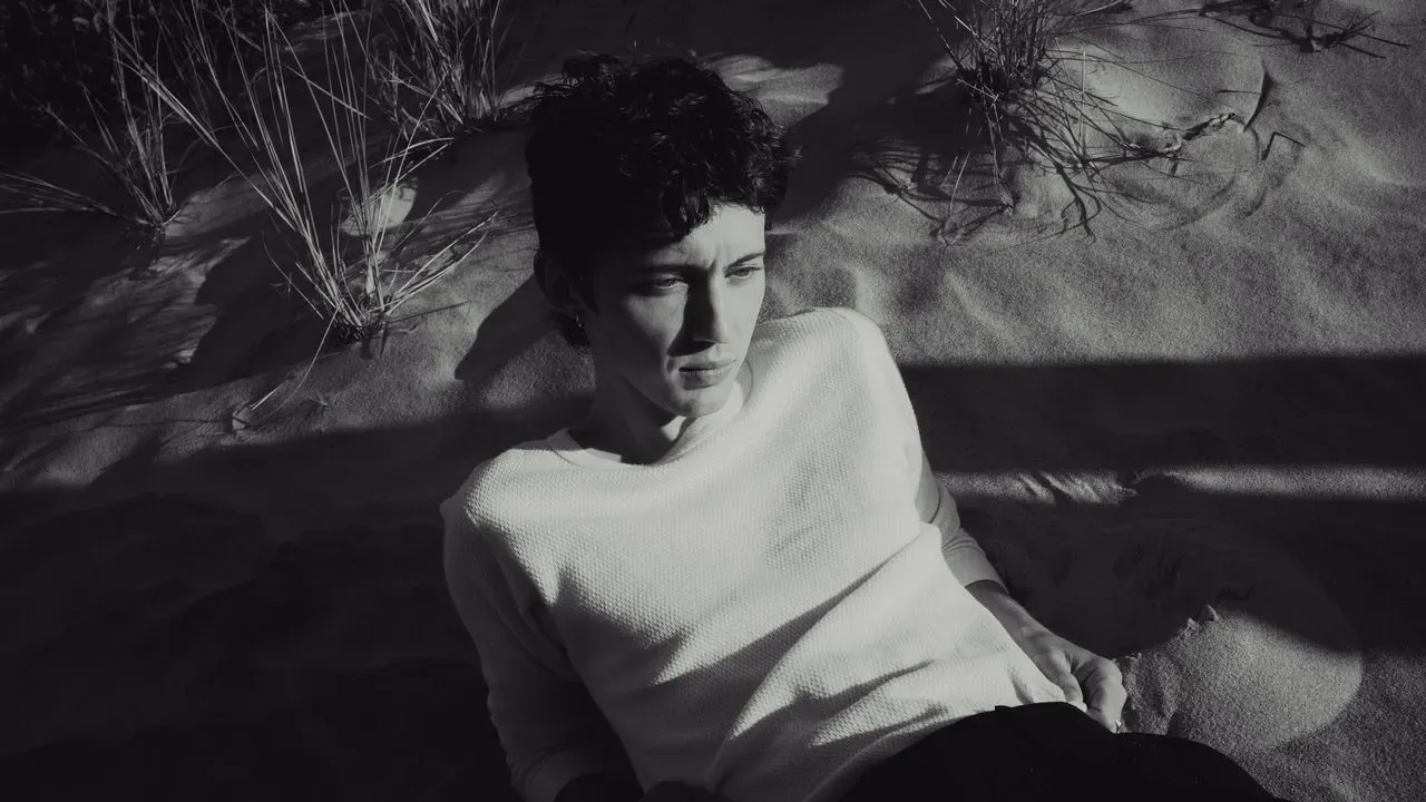 ‘It’s My Most Experimental Album Yet’: Troye Sivan on ‘She’s the Best’ and His Sultry ‘FF’ Music Video