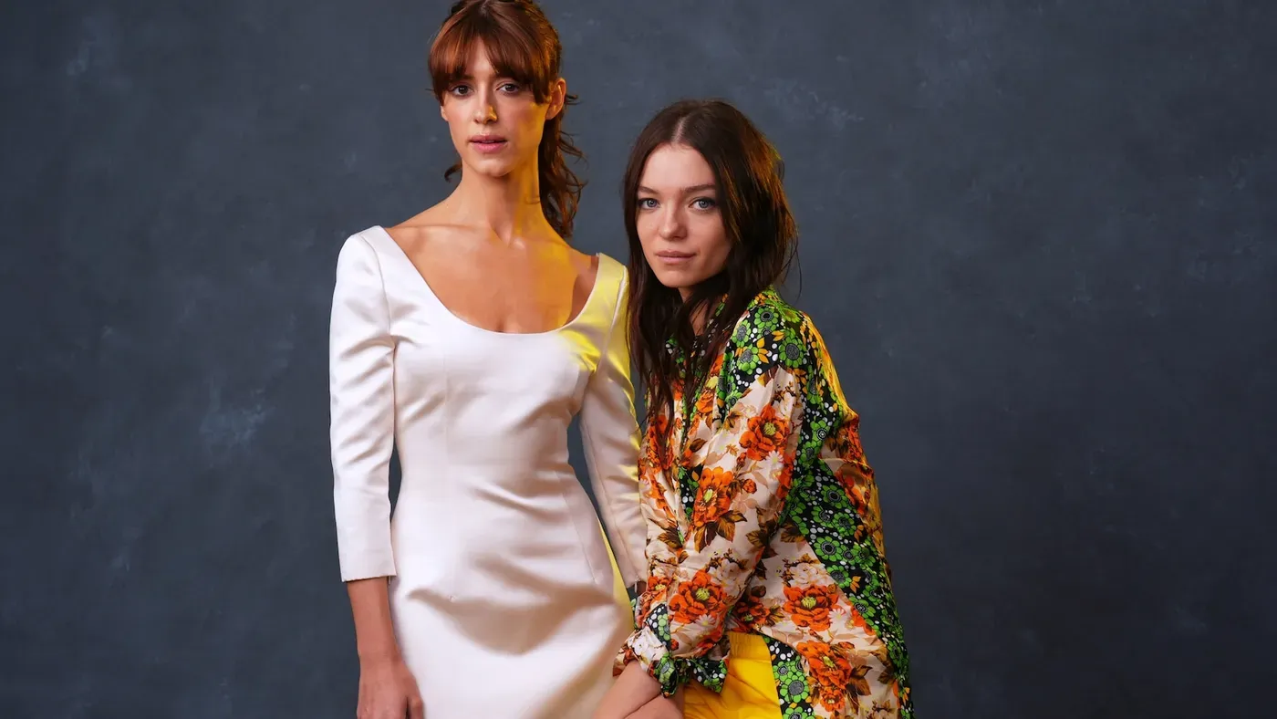 Meet the new Dashwoods: Daisy Edgar-Jones and Esmé Creed-Miles star in ‘Sense and Sensibility’