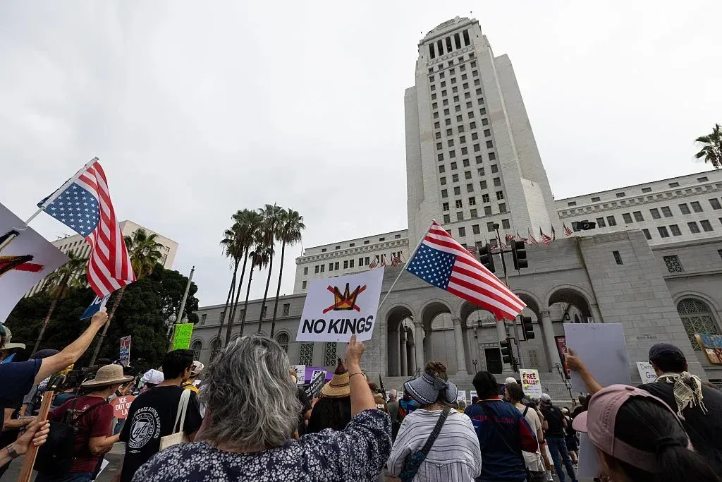 Meta Blames Bot Traffic for No Kings Day Instagram Suspension