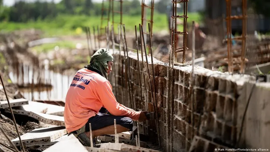 Myanmar refugees find hope in Thailand's work program