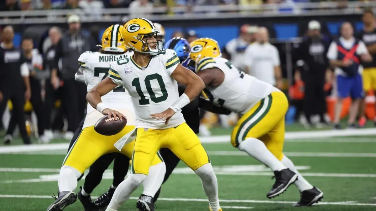 Packers vs. Panthers prediction: Green Bay, Carolina both look to get back into win column on 'TNF'