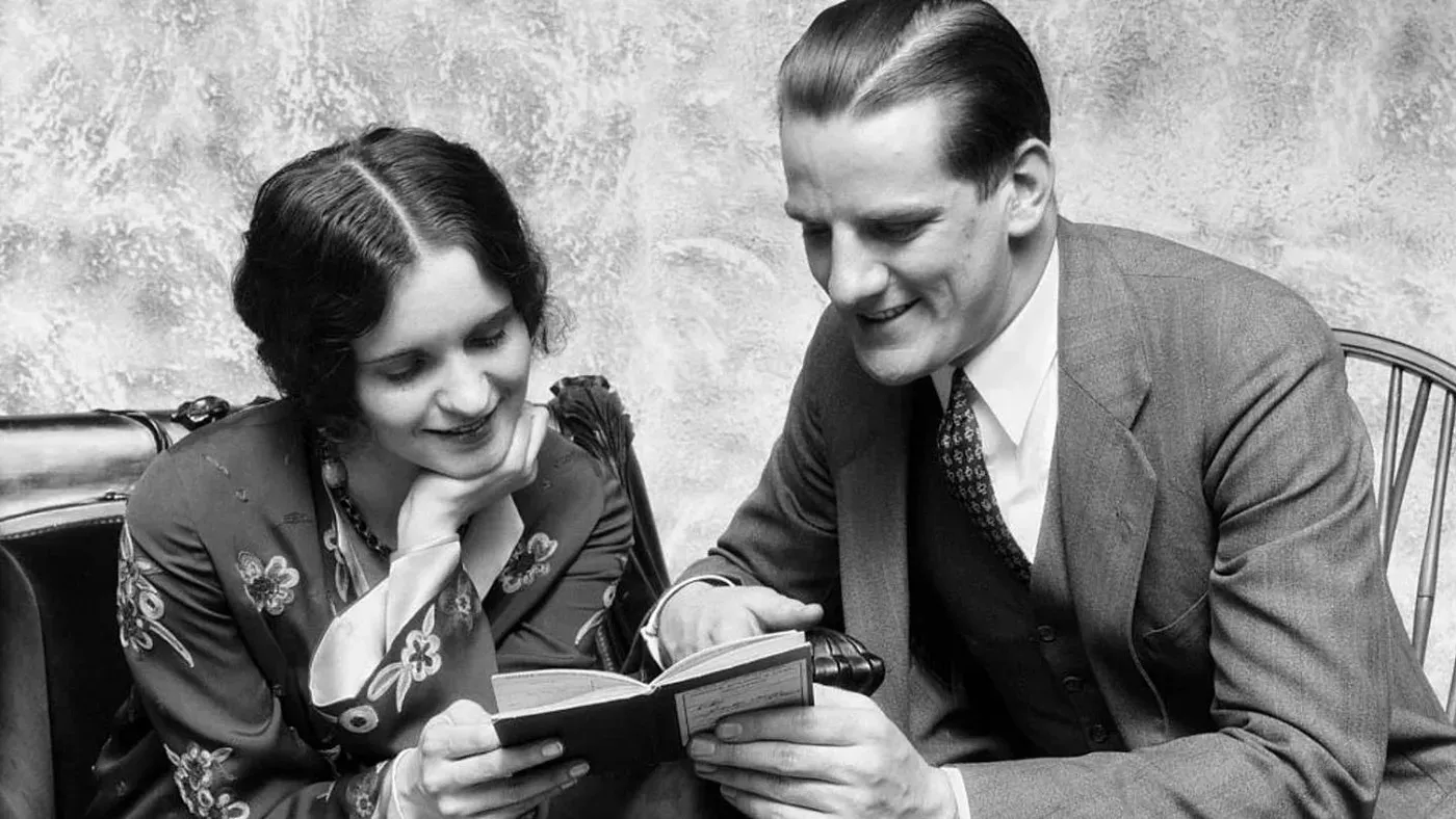 What Dating Was Like 100 Years Ago