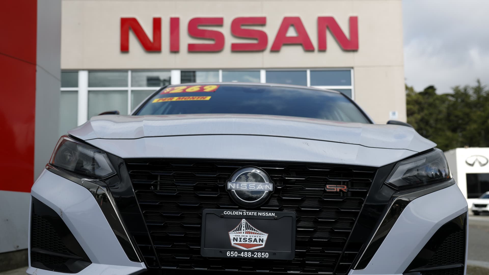 Nissan shares fall over 6% as Mercedes-Benz plans to shed its stake