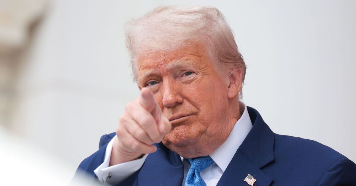 CNN makes Trump U-turn and praises him for blasting Putin - Celebrity News - Entertainment