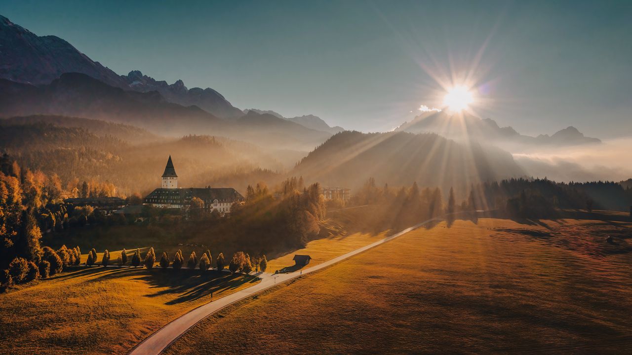 Condé Nast Traveler