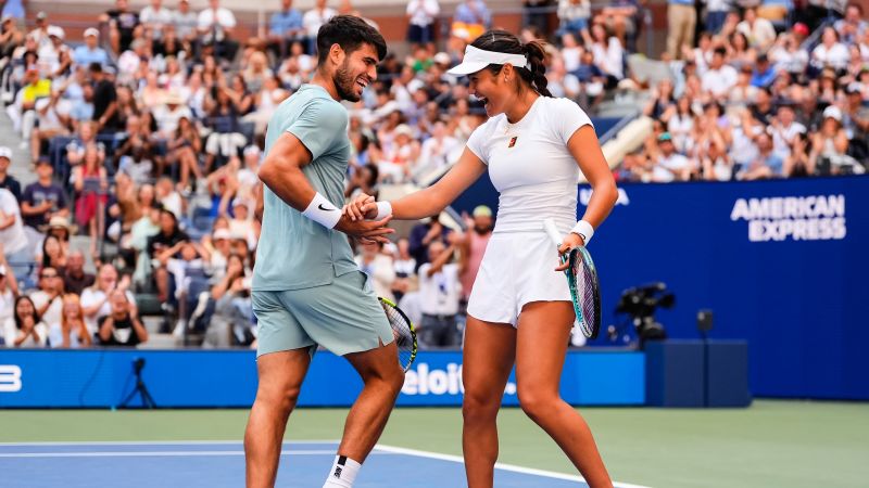 Carlos Alcaraz and Emma Raducanu crash out of revamped US Open mixed doubles as Iga Świątek and Casper Ruud reach semifinals