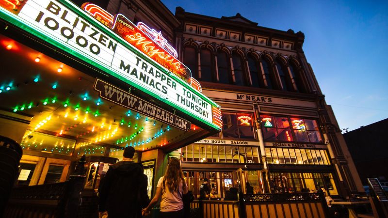 What’s your favorite US town? We want to hear from you