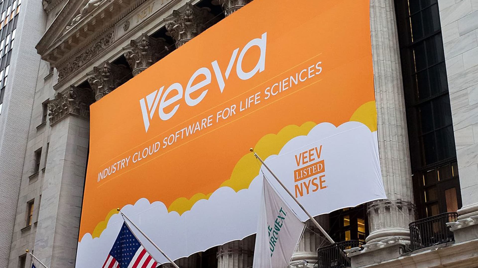 Buy this cloud stock that continues to eat up market share: JPMorgan