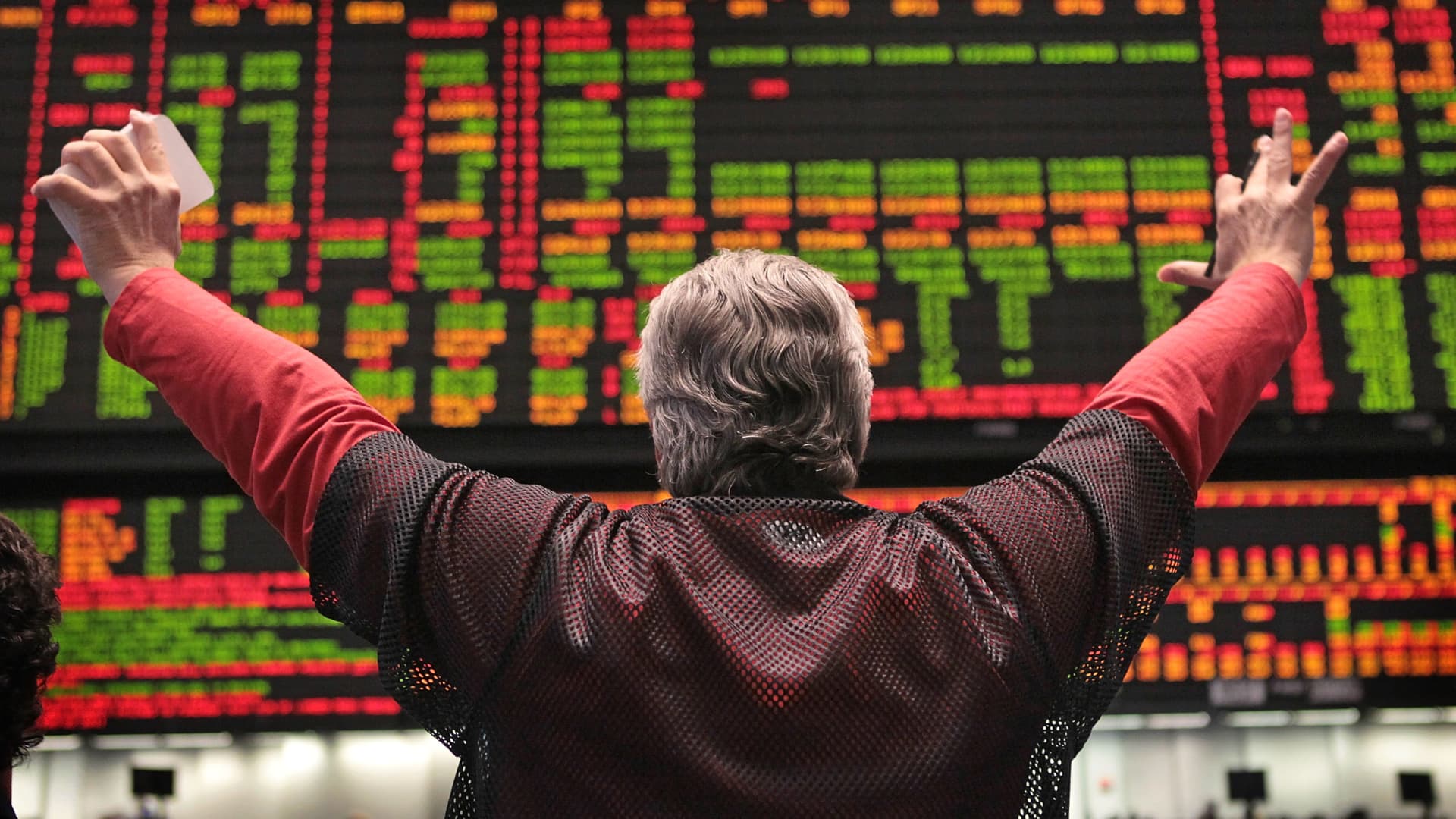 Goldman Sachs raises S&P 500 target for year-end