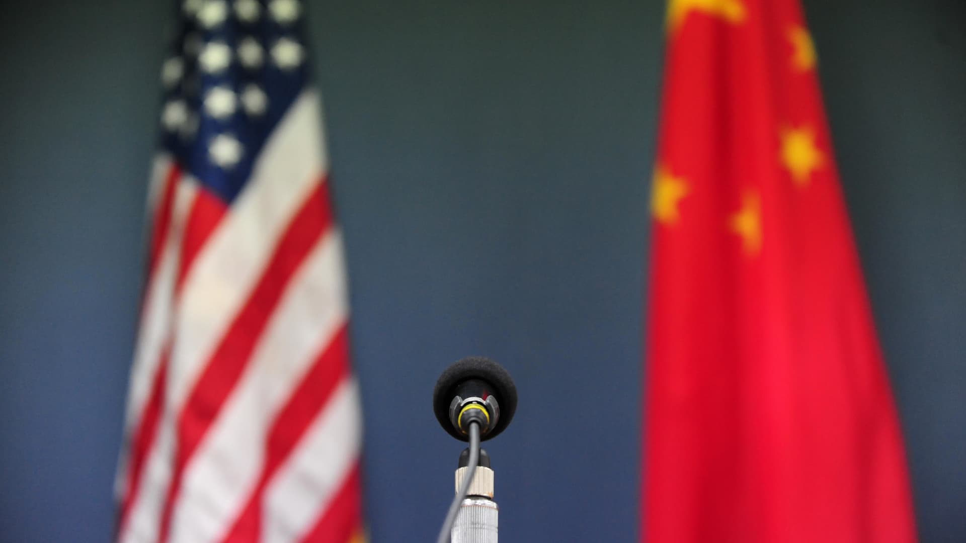 U.S., Chinese officials talks in Spain on trade, TikTok deadline
