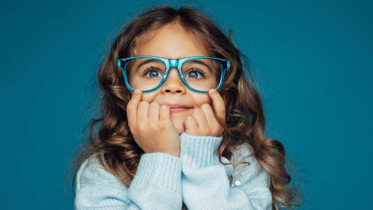 I talked to 70 parents of highly successful adults: 4 phrases they never used while raising them
