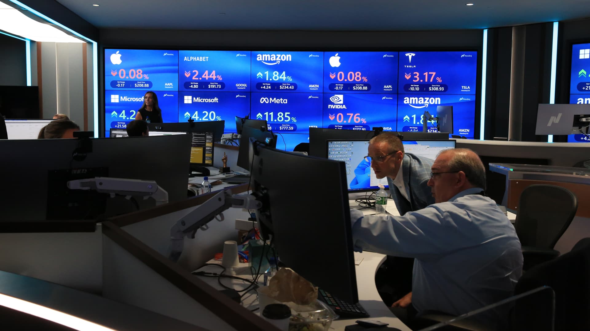 Why investors are rushing back to Big Tech — plus, productive Trump-Xi talks