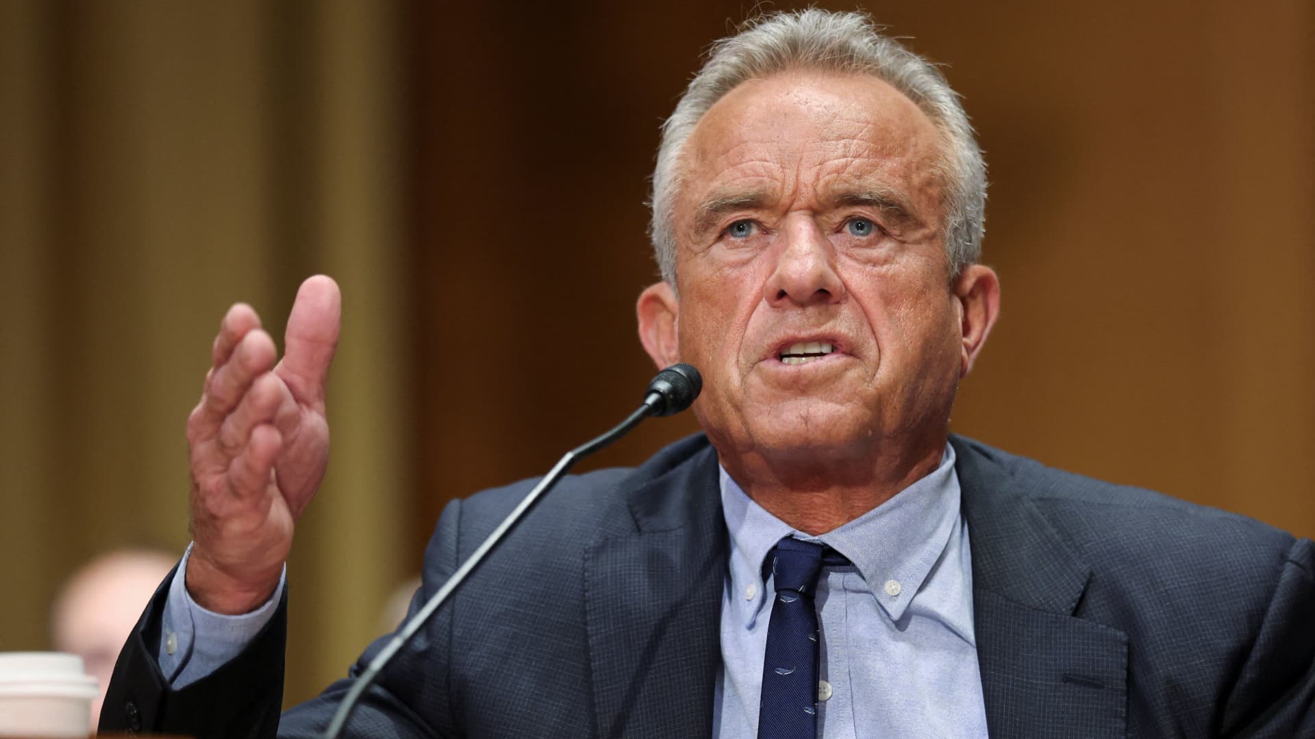 Trump signs memo to crack down on direct-to-consumer pharma ads