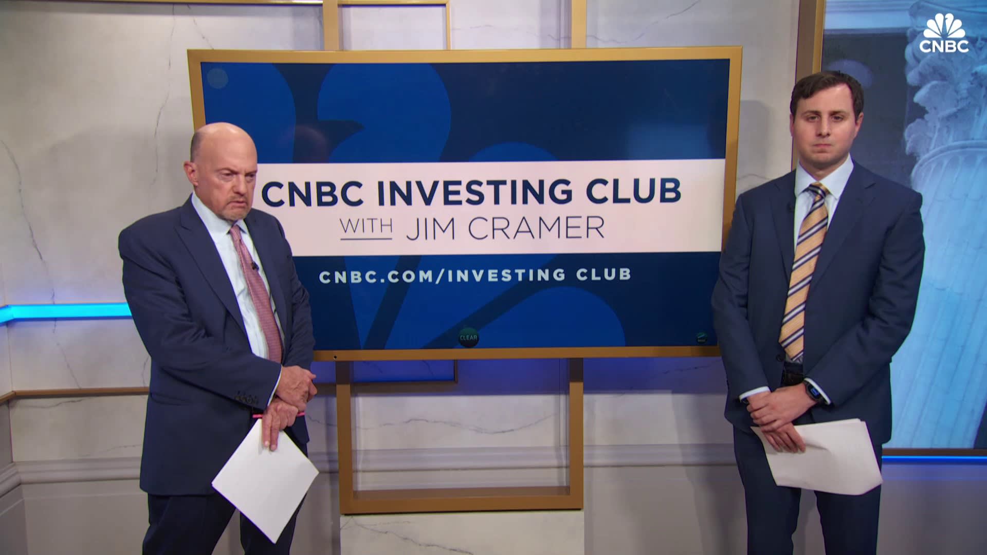 Cramer reacts to strong demand pushing this tech giant higher