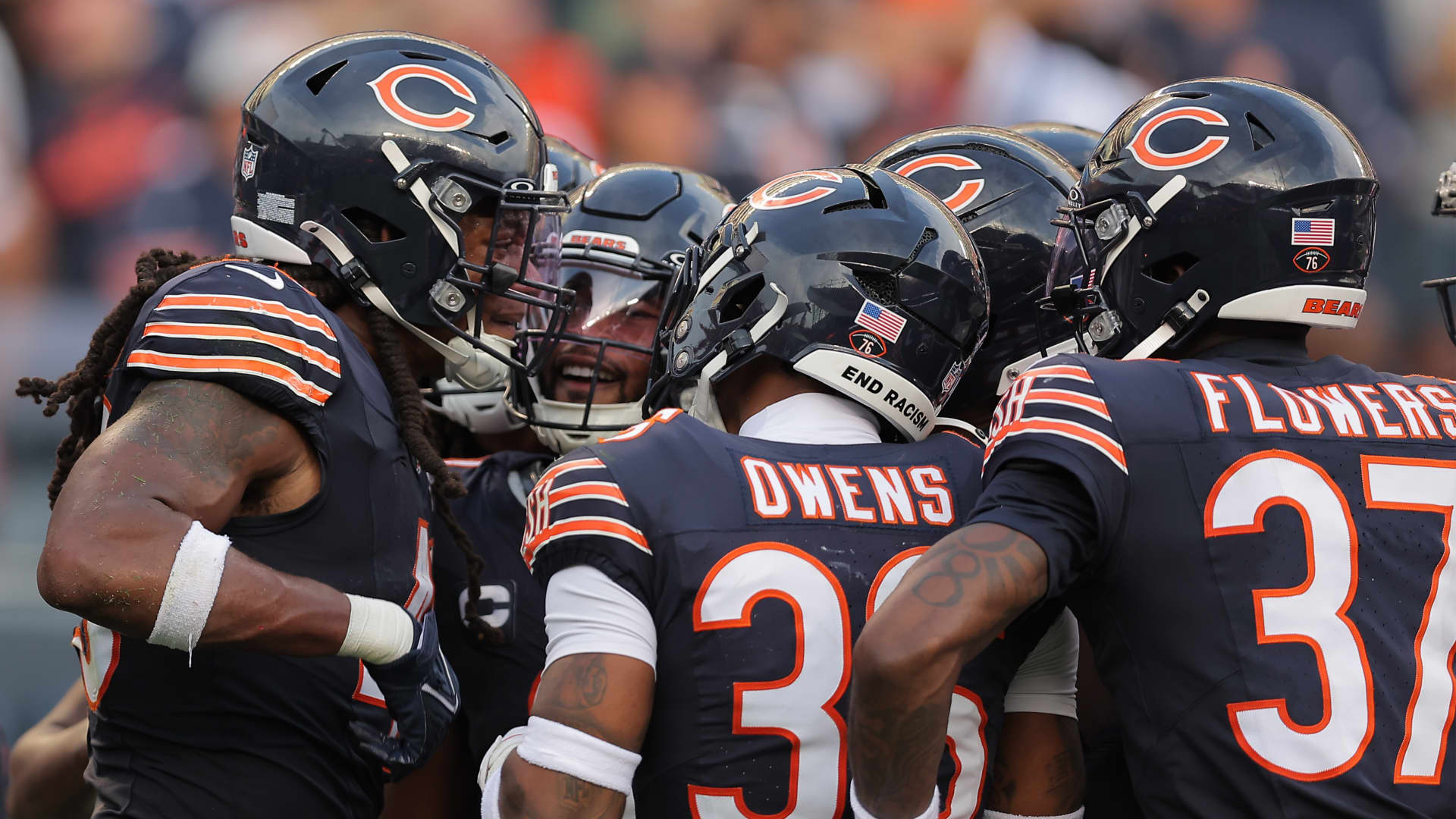 Chicago Bears valued at $8.9 billion in minority stake sale: Sources