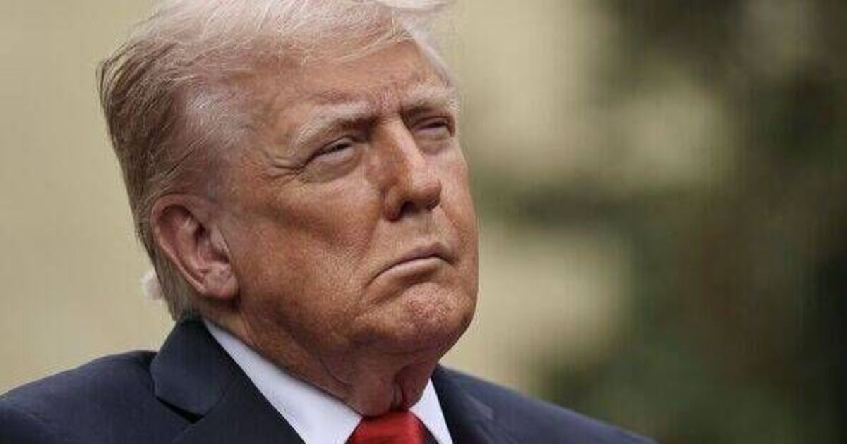 CNN viewers demand network 'investigate' Donald Trump's health after 'droop' - TV - Entertainment