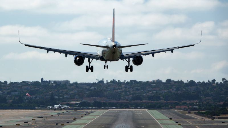 Older pilots should be allowed to keep flying passenger planes, Senate Transportation Committee chairman says
