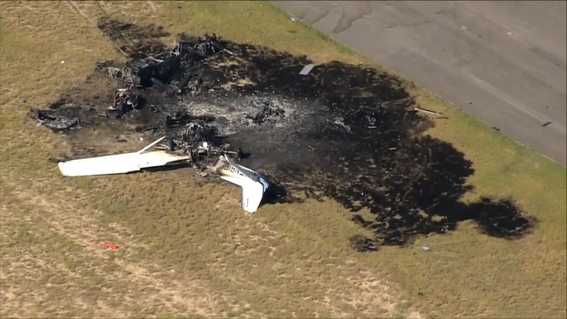 Two small planes collide midair at Colorado airport, killing 1 and injuring 3