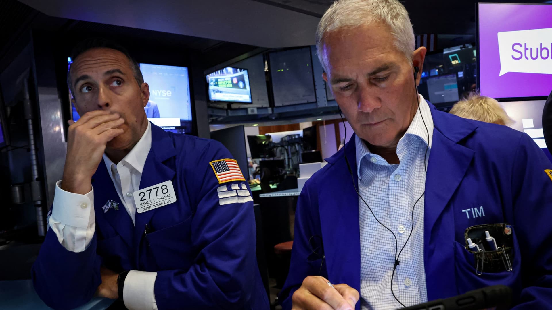 The usual flag carriers of the AI boom push S&P 500 to new highs