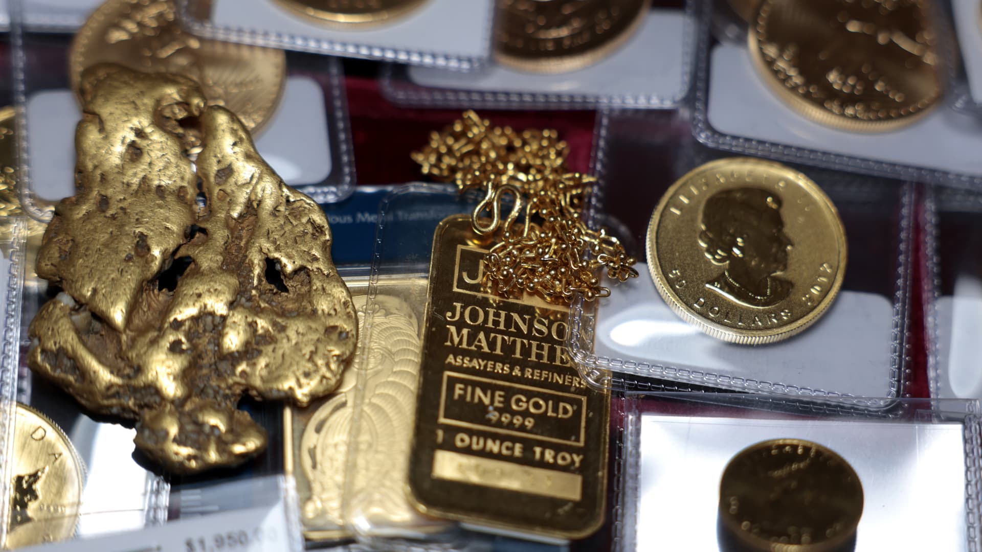 Gold skeptics are from Mars, investors are from Earth