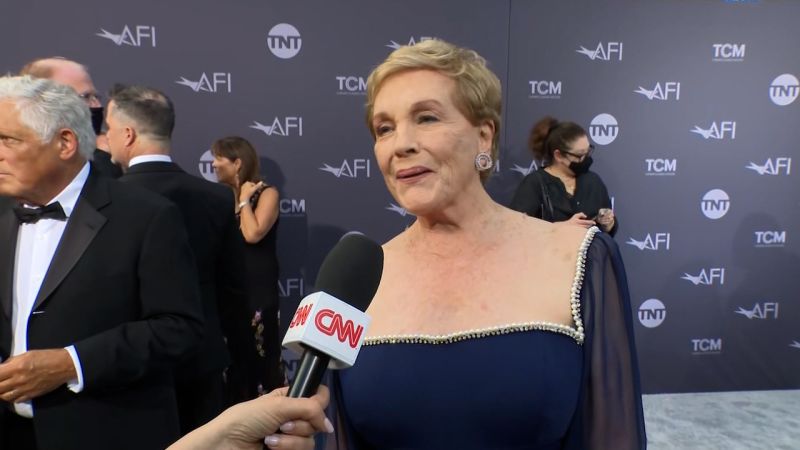 Hollywood Minute: Julie Andrews turns 90! - CNN
