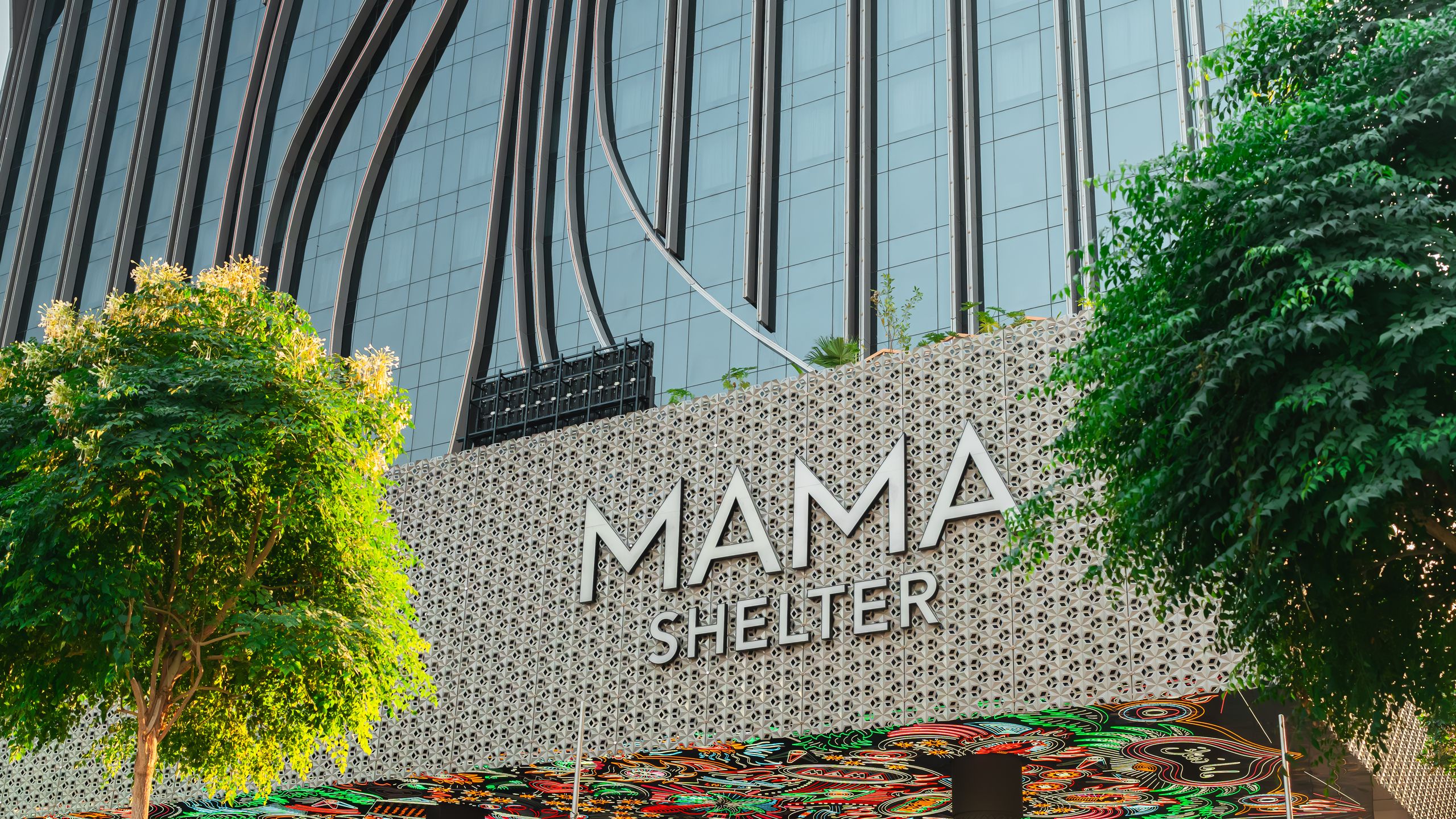 Mama Shelter – Hotel Review