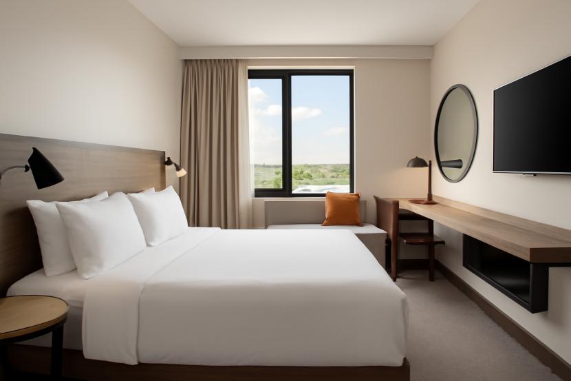Moxy Hotels NYC Continues to Impress with Four Locations in the 2025 Condé Nast Traveler Top Hotels List