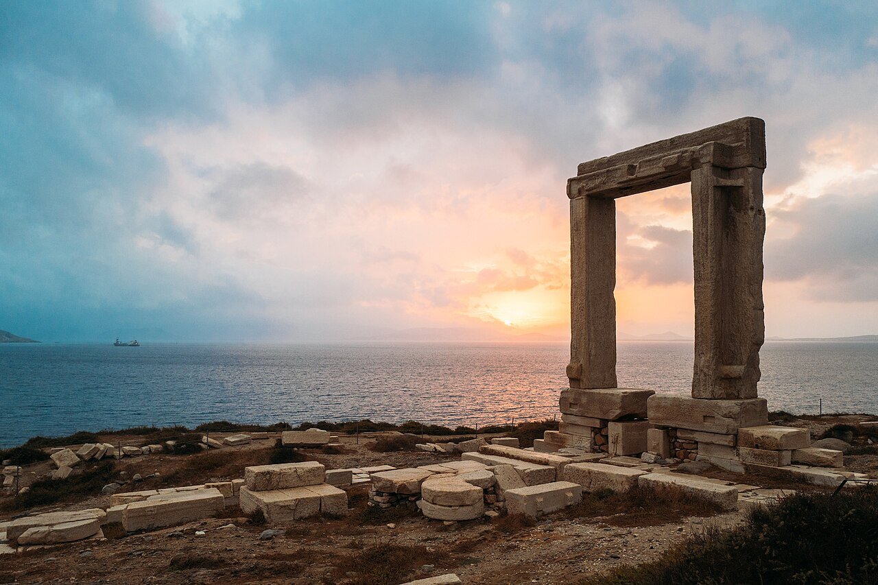 Condé Nast Names Greece’s Naxos Among World’s Top Islands