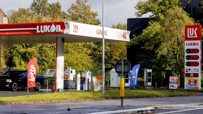 Russia’s oil giant Lukoil agrees to sell its foreign assets to Gunvor