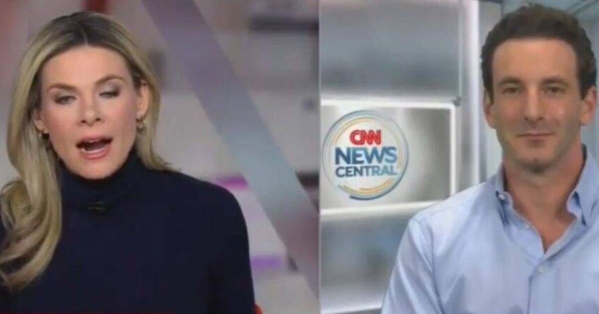 CNN anchor apologizes as Trump health care announcement delayed - Celebrity News - Entertainment