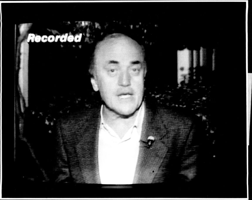 Peter Arnett reporting from Baghdad' interviewing Saddam Hussein in late January 1991.