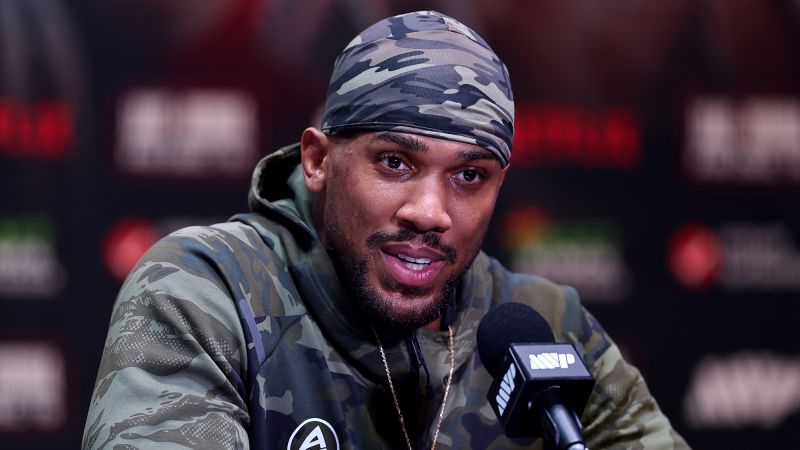 Anthony Joshua: British boxer injured in car crash that killed two in Nigeria