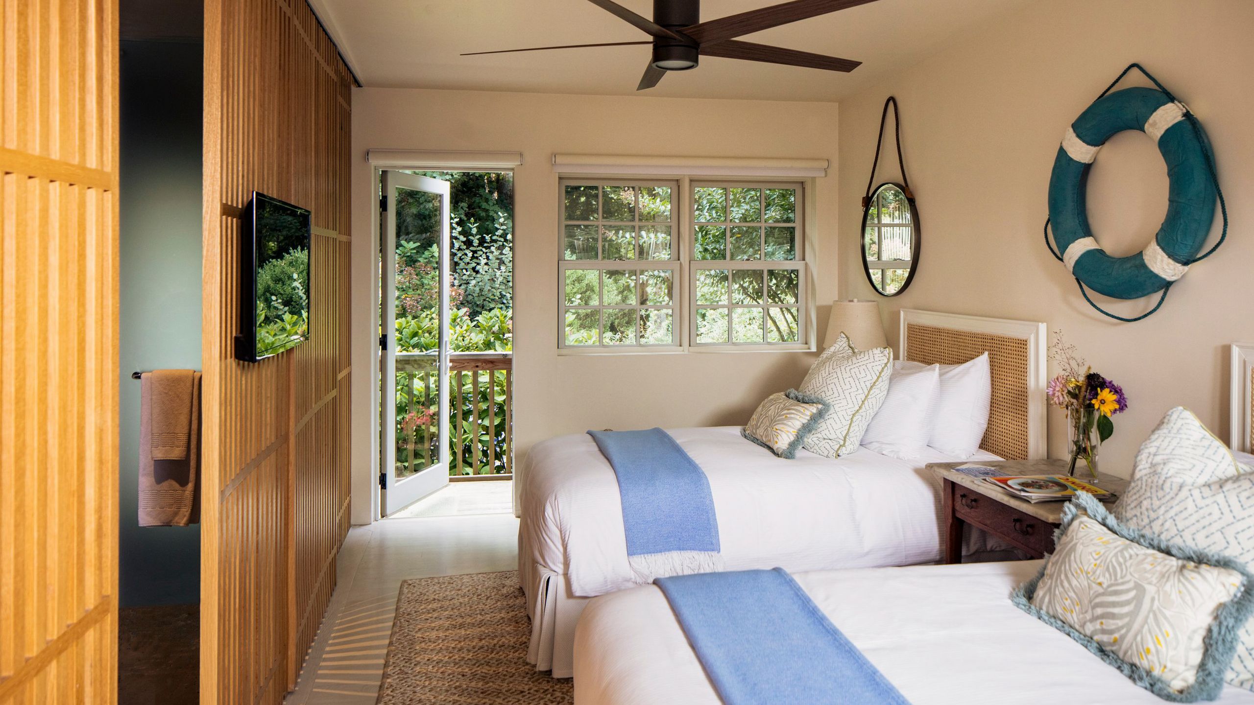 A Room at the Beach – Hotel Review