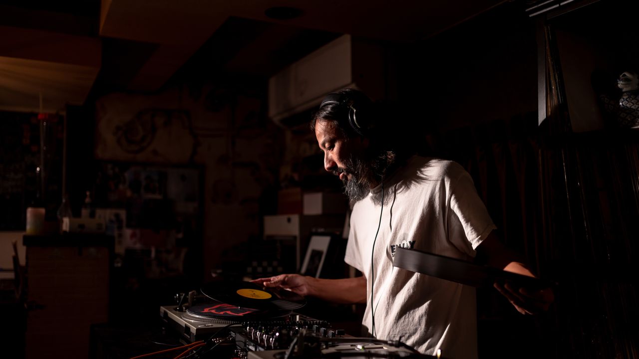 Your DJ is not a jukebox…