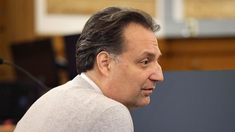 Brian Walshe trial: Prosecutors at his murder trial focus on DNA and blood evidence found in dumpsters