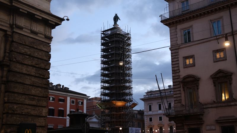 Ancient Roman column gets high-tech laser facelift