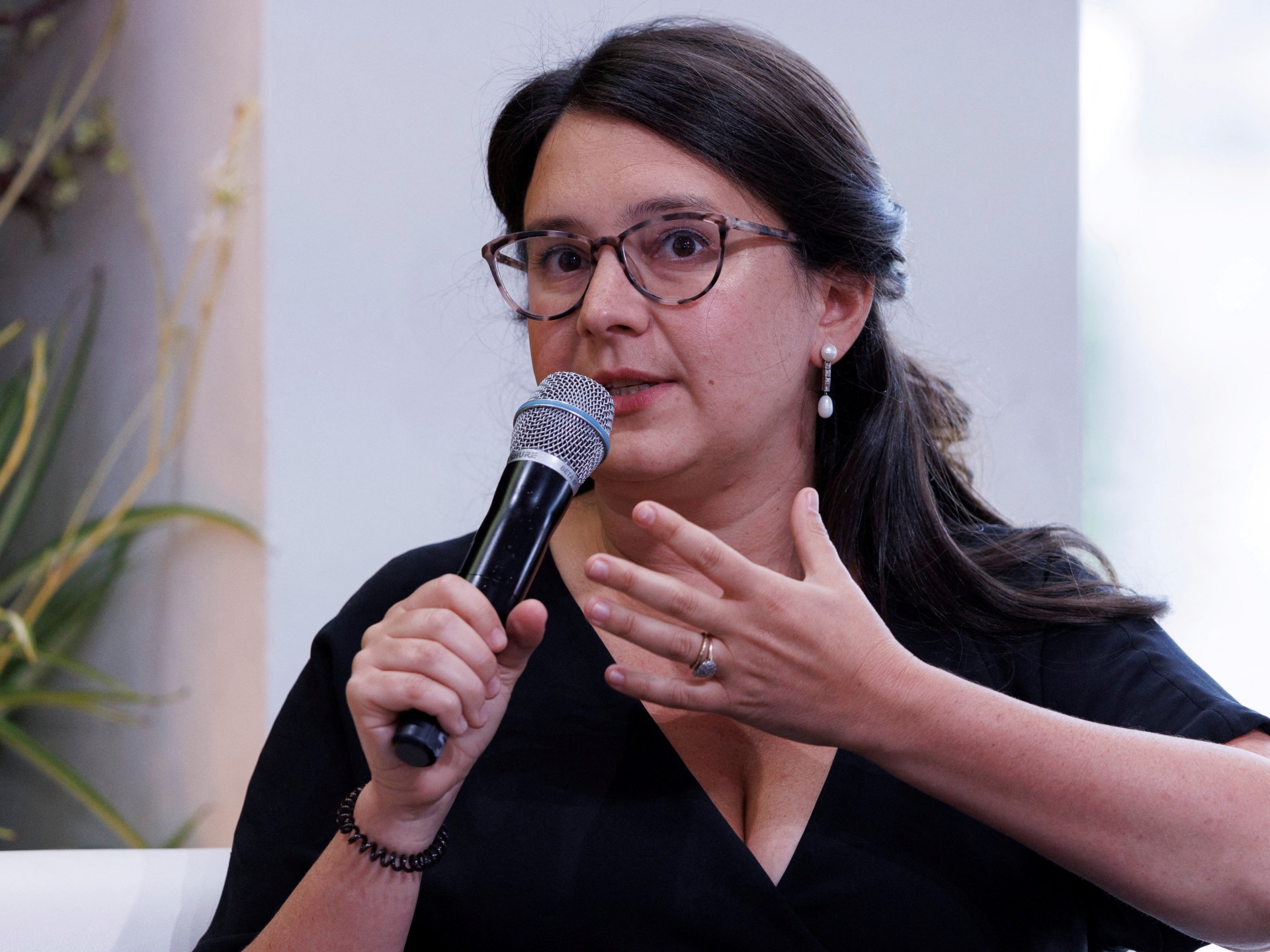 CBS News’ Bari Weiss unveils new strategy amid backlash, viewership lags | Media News