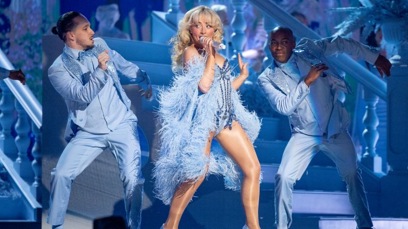 Hollywood Minute: Sabrina Carpenter to perform again at this year’s Grammys - CNN