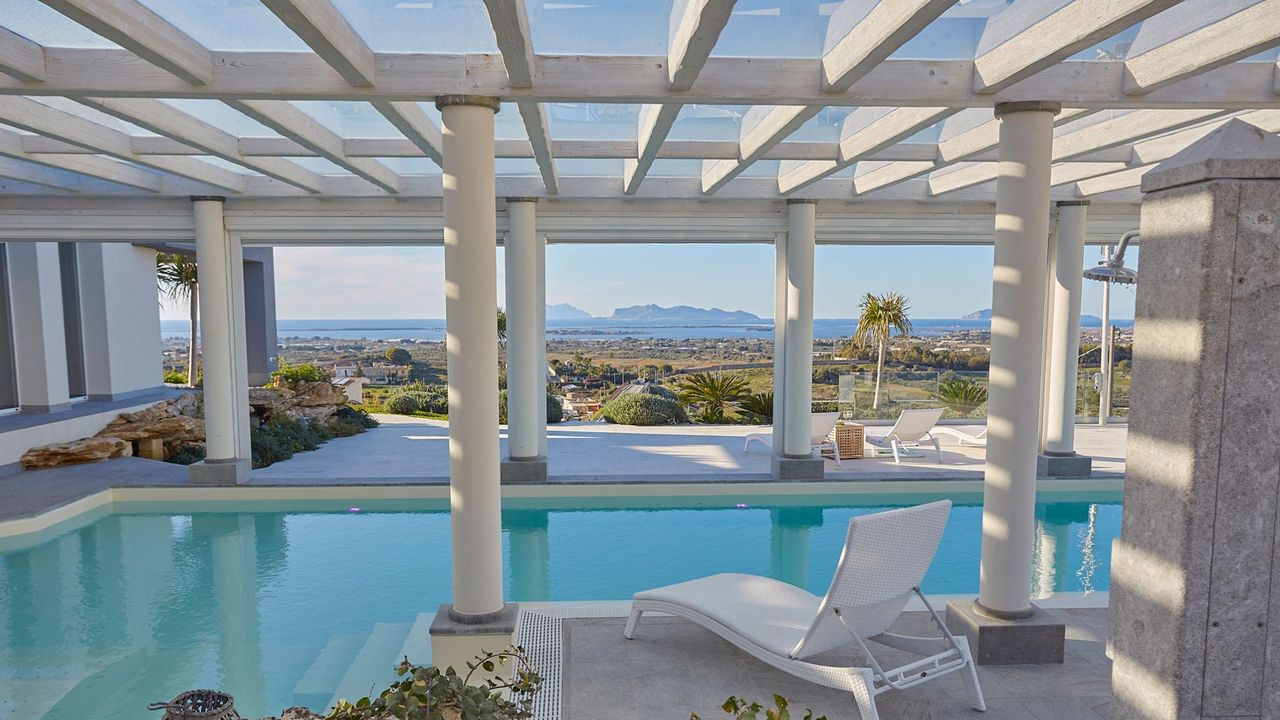 Condé Nast Traveler