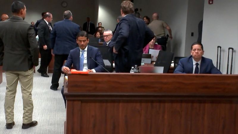 Uvalde trial: Jurors hear school police officer talk of ‘mistake’ before Uvalde shooting