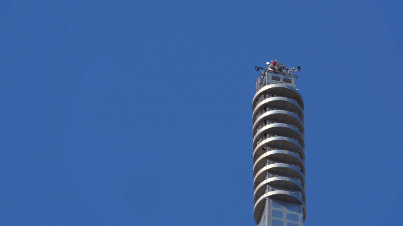 Alex Honnold summits Taipei 101 skyscraper in free solo climb